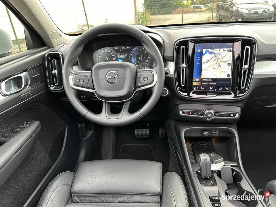 VOLVO XC40RDESIGN AWD 20 D4 190 SUV FV 23 sprowadzony sprzedam