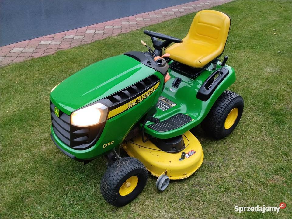 Traktorek kosiarka John Deere D105 Konin