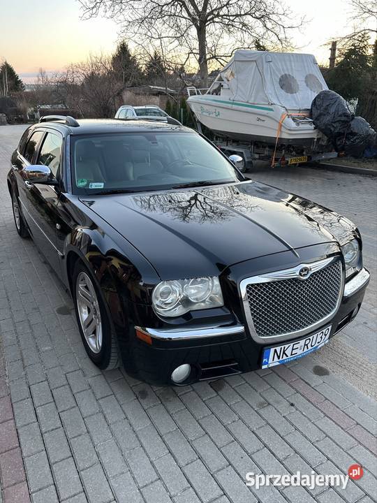 Piękny Chrysler 300c 183000 tkm Nieuszkodzony czujnik parkowania Kętrzyn