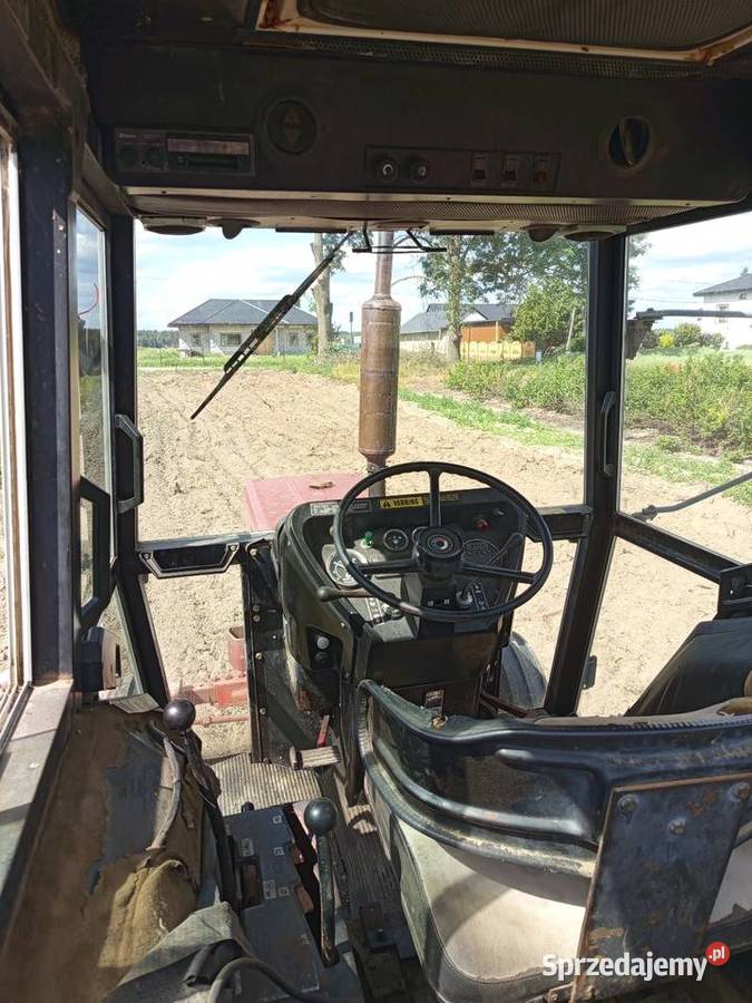 International 484 ciągnik rolniczy Napęd 2x4 Wyględów