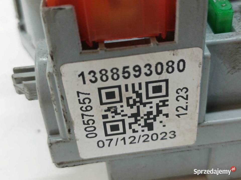 SKRZYNKA BEZPIECZNIKÓW 1388593080 23 D 148 Fiat