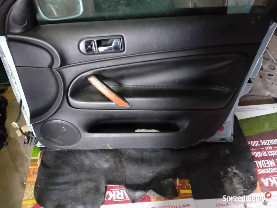 Tapicerki drzwi skorzane passat b5 fl kombi Ruszów