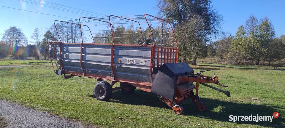 Przyczepa samozbierająca dmuchawa garażowane nieuszkodzony lubelskie Nadzieja