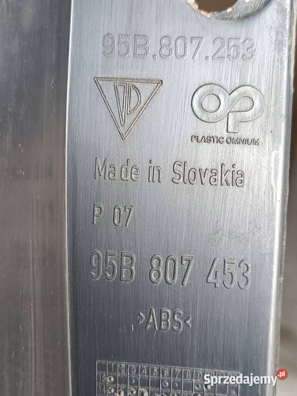 PORSCHE MACAN ŚLIZG ZDERZAKA LEWY TYŁ 95B807253 wielkopolskie Pleszew