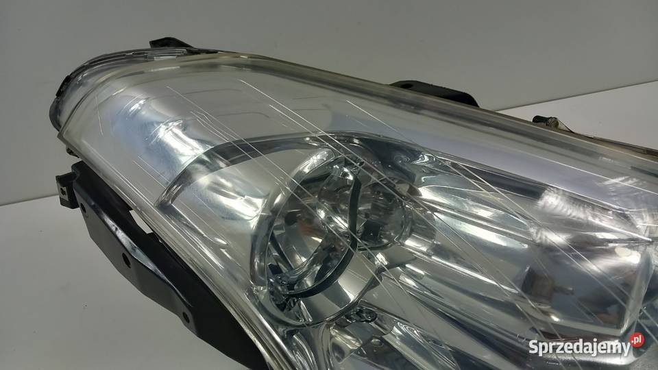 CCROSSER LAMPA PRZÓD PRAWA SOCZEWKA XENON Zbierkowo