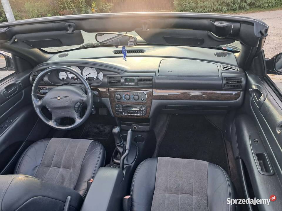 Chrysler Sebring Cabrio 20 16v z 2003r CD pomorskie Banino