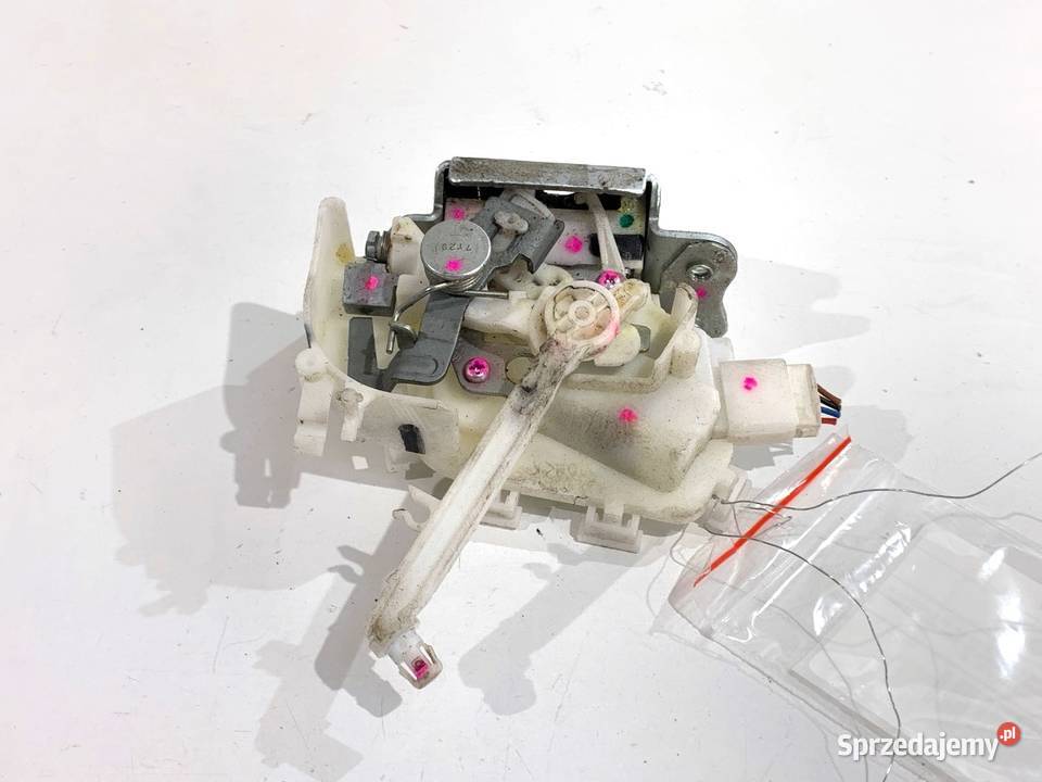 ZAMEK KLAPY TYŁ MITSUBISHI MIRAGE SPACE STAR osobowe