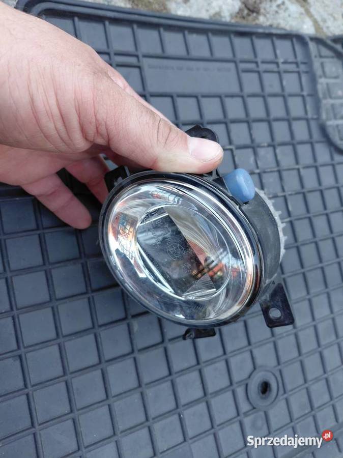 Halogen przód lewy Infiniti Q50 V37 Lampy przeciwmgielne Białystok