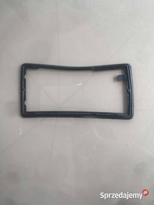 Fiat 125p uszczelka pod lampę zespoloną tylnią osobowe Starachowice