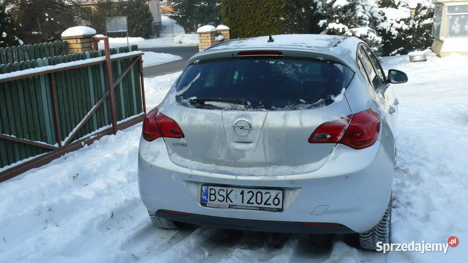 OPEL ASTRA J 16 benzyna 2011r Sokółka