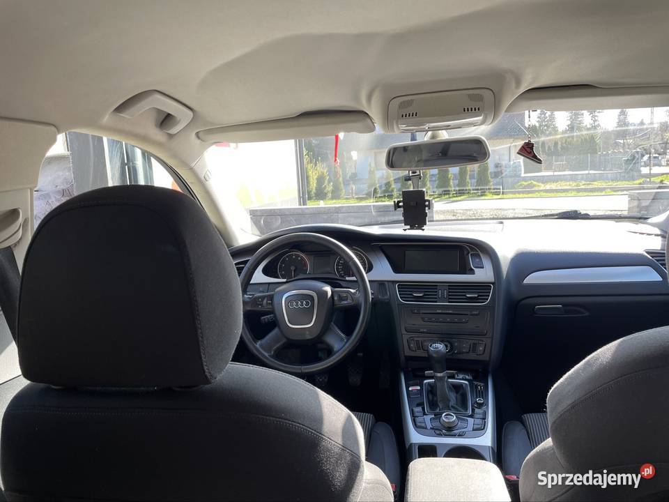 Audi a4b8 kierownica po prawej stronie Poronin