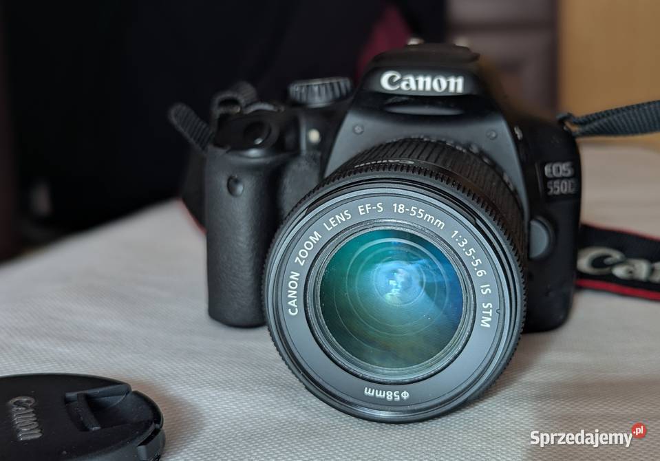 Canon EOS 550D z obiektywem 1855mm IS ładowarka