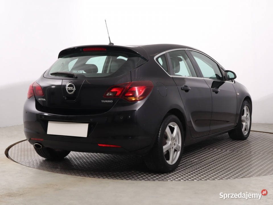 Opel Astra 14 T 1364cm3 Astra