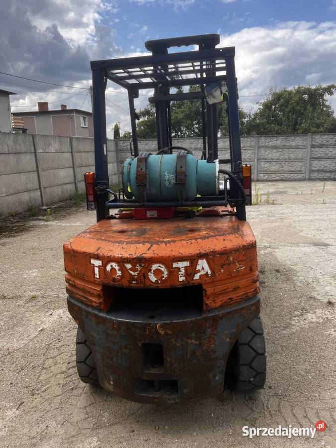 Widlak Wózek widłowy Toyota 5FG30