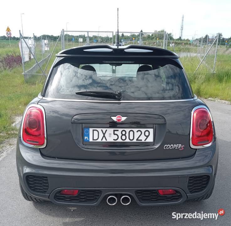 Mini Cooper S 20 Linia John Cooper Works 2/3