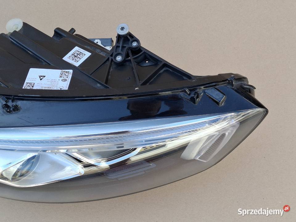 MERCEDES AKLASA W177 REFLEKTOR PRAWY FULL LED Bieleń