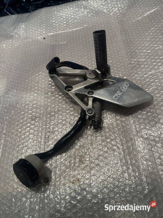 Honda CBR 600F Set Pompa Hamulcowa Podnóżek V21 Poznań sprzedam