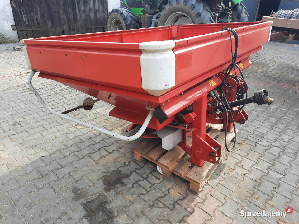 Rozsiewacz nawozów mineralnych LELY CENTERLINER Włosty