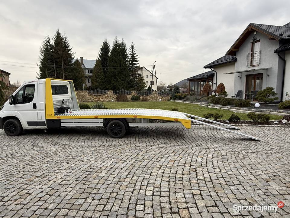 Zabudowa laweta pomoc drogowa Renault master Pozostałe świętokrzyskie sprzedam