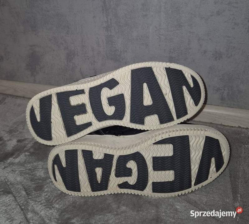 Buty chłopiec Superdry wegańskie Chunky Lace 39 sprzedam