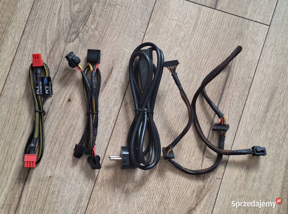 Zasilacz ATX OCZ FATAL1TY OCZ550FTY Professional Obudowy i zasilanie podkarpackie Krosno sprzedam