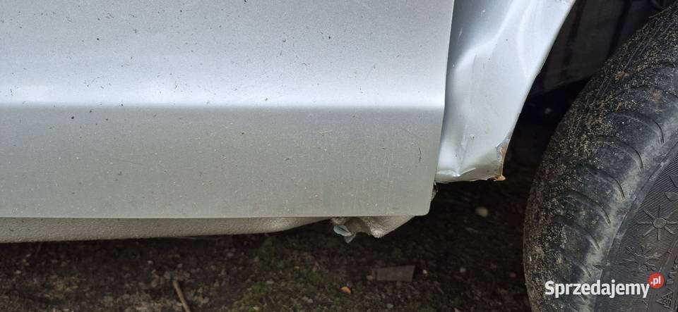 Drzwi prawe Vw Polo 9N LA7W Słupsk