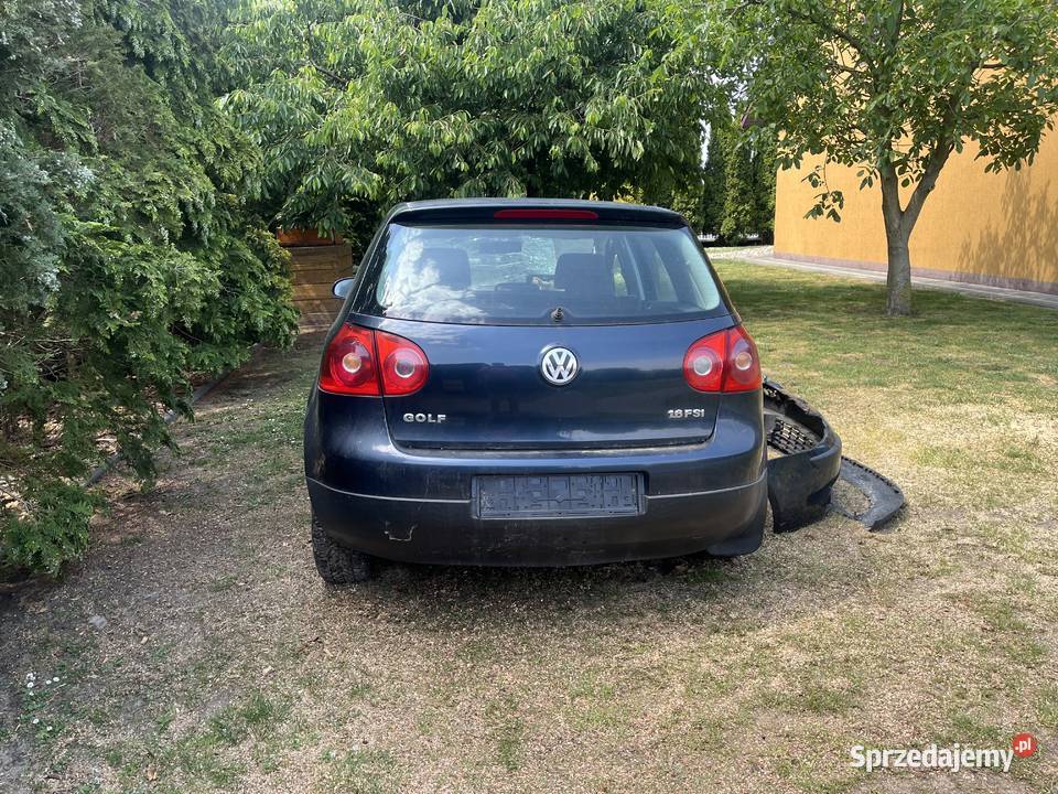 Golf 5 16 fsi na części Budki Piaseckie sprzedam