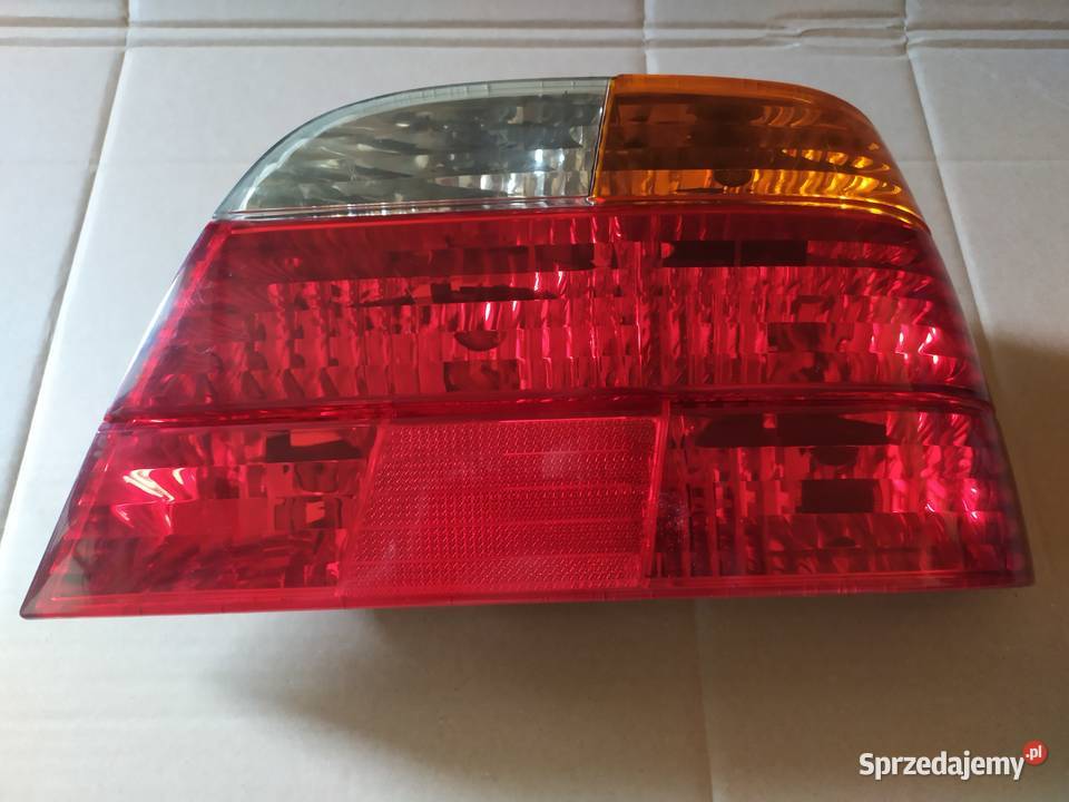 Bmw 7 e38 lift lifting lampa prawa tyl tylna Ksawerów