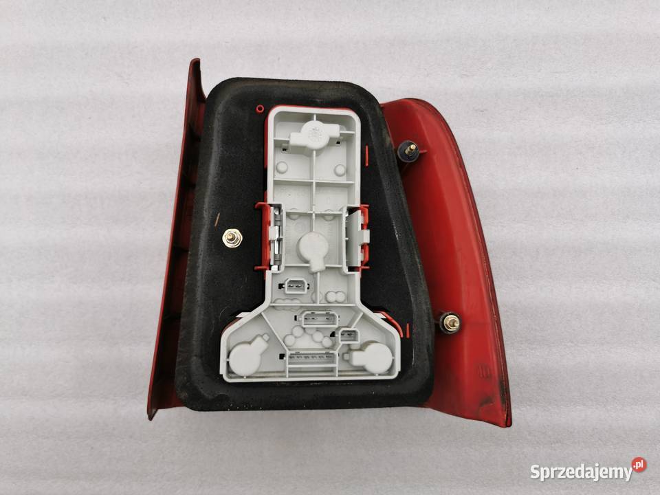Lampa Lewy Tył Tylna Lewa VW Passat B5 Sedan Oświetlenie mazowieckie sprzedam