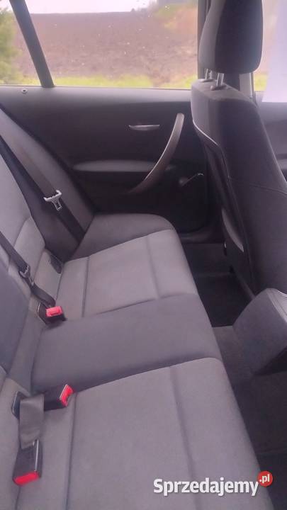 BMW seria1 świetny stan i mały oryginalny sprzedam