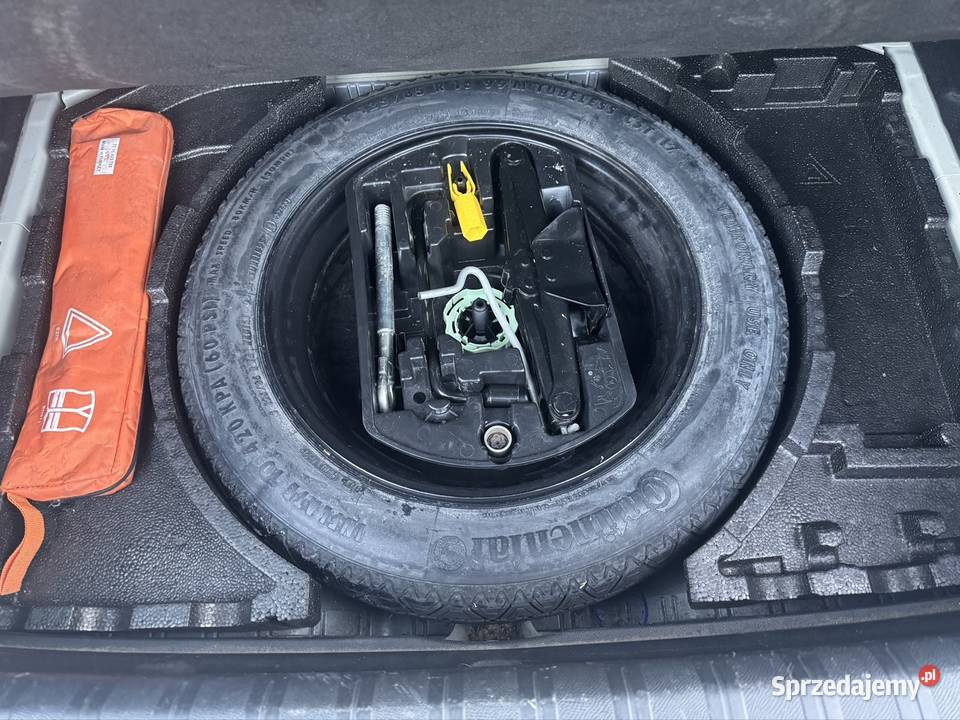 Peugeot 308 T9 biała perła panorama full LED 130KM Turek