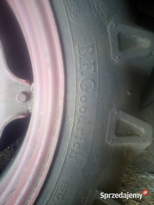 Felgi 32 cale z oponami Deutz Koniecpol