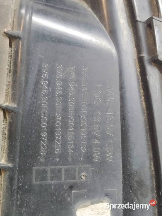 LAMPA TYŁ W KLAPĘ PRAWA SEDAN 3V5945308D Skoda