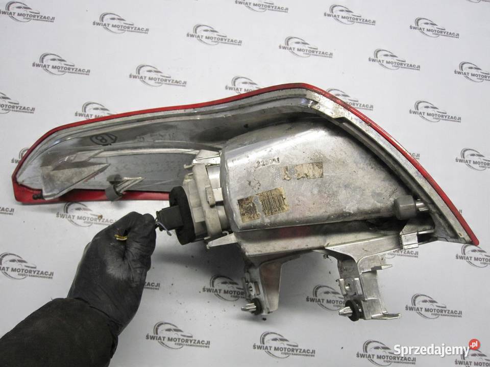 C4 GRAND PICASSO I 10r lampa prawa tył