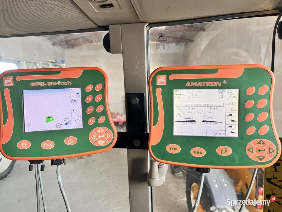 Rozsiewacz nawozu Amazone Zam Ultra Profis 3000 pomorskie Mała Słońca