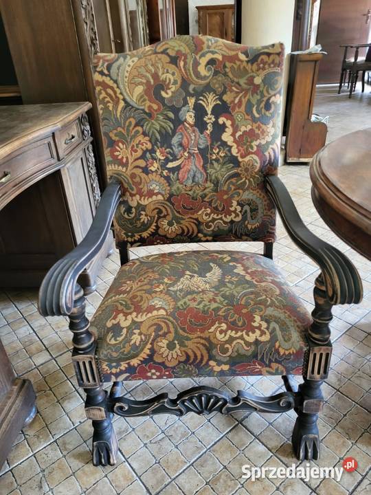 Antyczny stół z dwoma fotelami Antyki, Sztuka, Kolekcje Rybnik