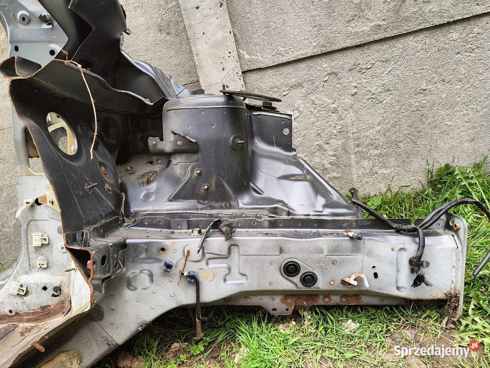 PODŁUŻNICA ĆWIARTKA LEWA PRZÓD MAZDA 3 BM III