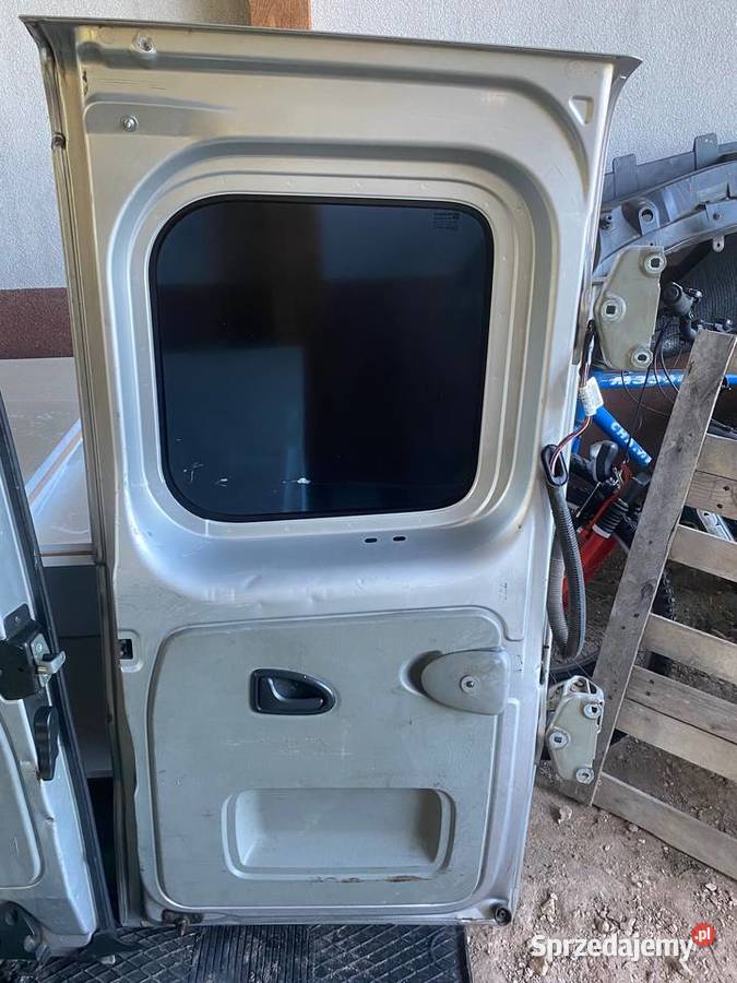 Tylne kompletne drzwi Vivaro Trafic Primastar Mostki