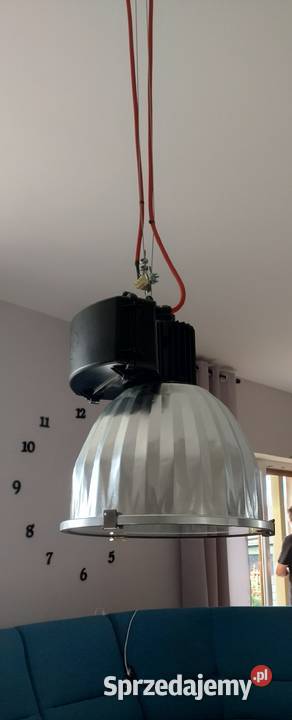 Oryginalne lampy wiszące Śrem