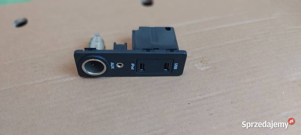 Gniazdo USB AUX JAGUAR LAND ROVER AW9319C166AA zachodniopomorskie Szczecin