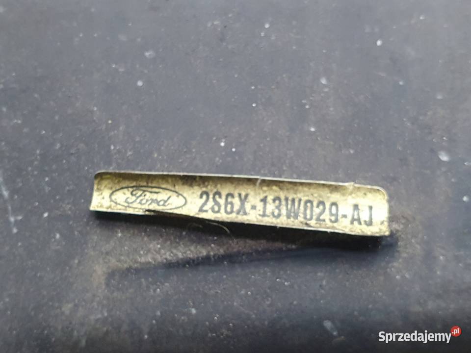 LAMPA PRAWA Ford Fiesta Mk5 Mk6 0205r PRZEDNIA Rudka