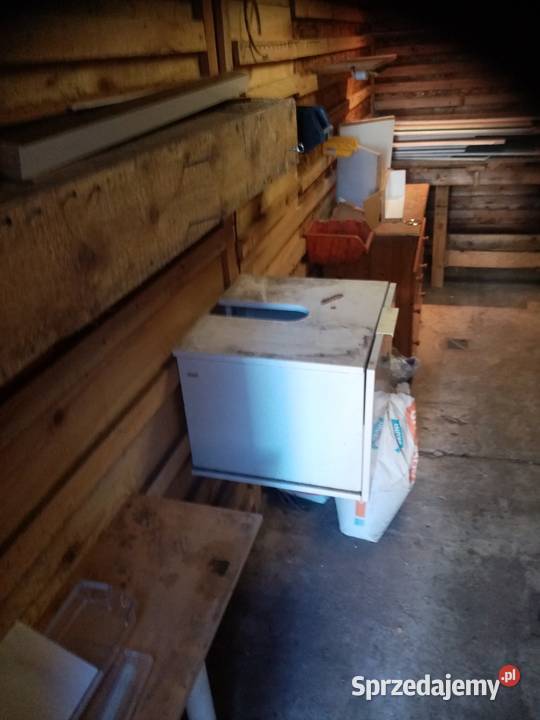 Bezpośrednio wynajmę pomieszczenie warsztatowo Ilość pomieszczeń 2