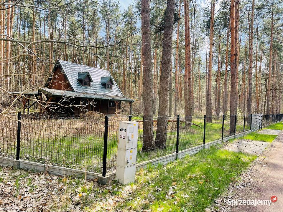 Działka z domkiem z drewna Kłoda