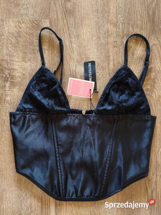 Czarny top gorsetowy na ramiączkach Hajnówka