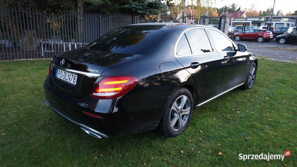 Mercedes E 220 Polski salon Automat Gwarancja nieuszkodzony sprzedam