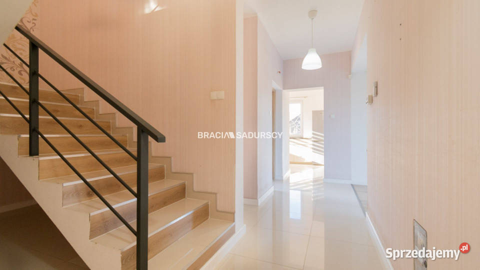 Dom bliźniak sprzedam Wola Luborzycka 250m2 małopolskie sprzedam