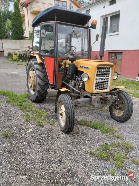 Ciągnik C33O M z1990 r Skrzynia biegów Manualna sprzedam