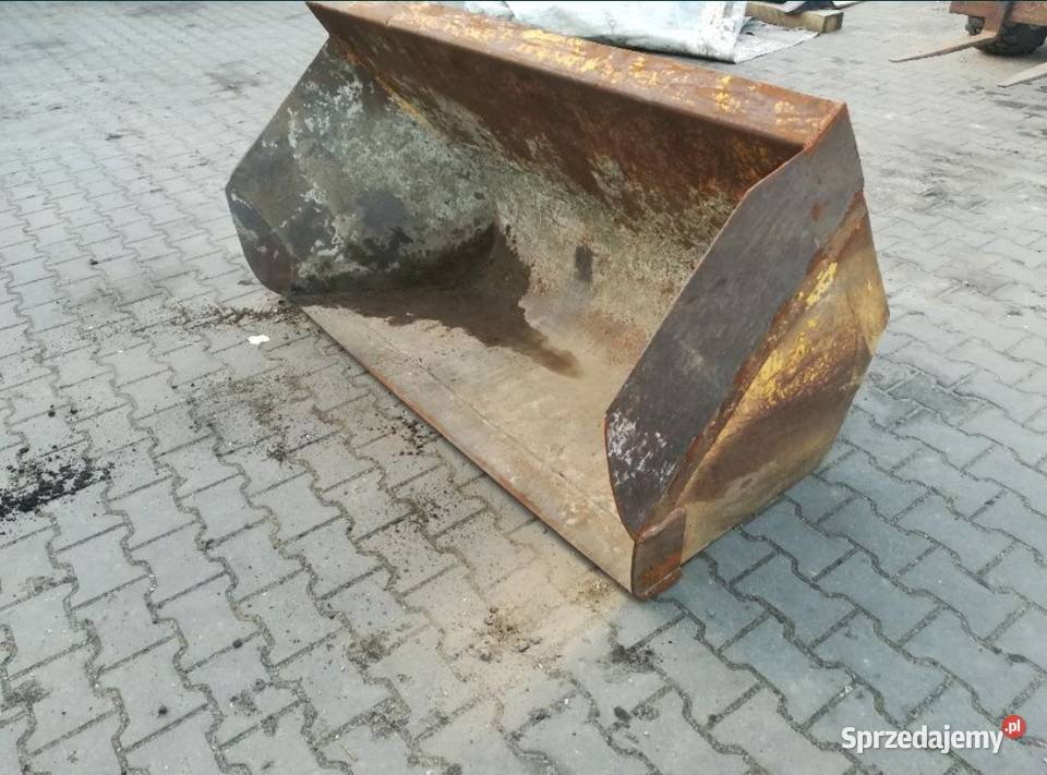 łyzka hydraulicznie wywracana na bok Grabów nad Prosną