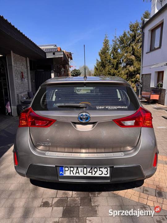 Toyota Auris hybryda 2013 Hatchback wielkopolskie