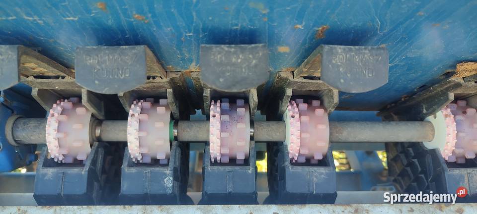 Siewnik zbożowy Poznaniak Pomarol Łosice